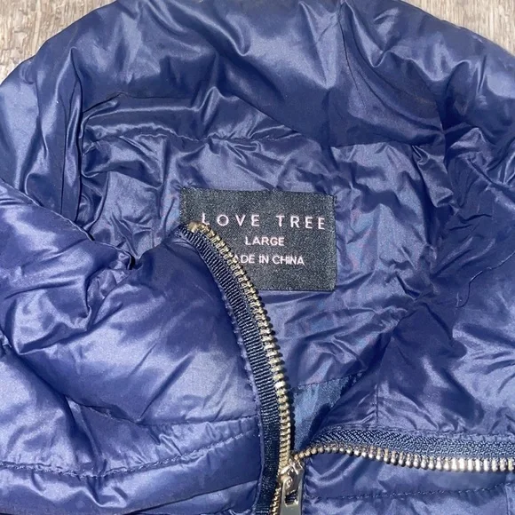 Love Tree Large puffer - Picture 3 of 7